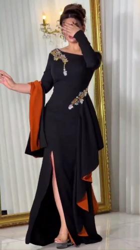 فساتين سهرة باربي كلوش