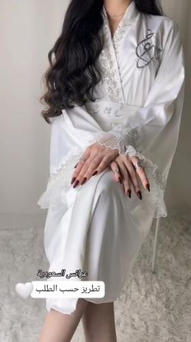 ارواب عرايس بالاسم حسب الطلب قماش حرير دانتيل