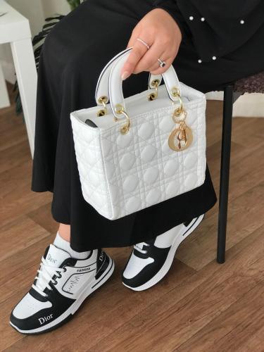 بكس شوزات وشنط ماركة ديور DIOR توابع الماركة