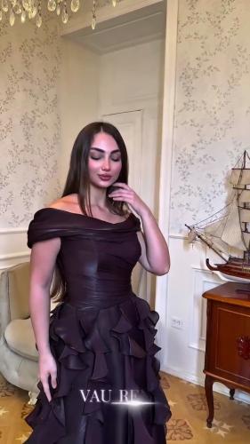 فساتين سهرة جازار لماع