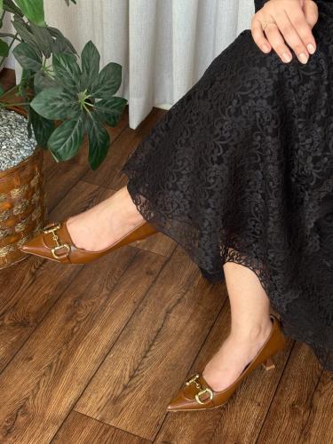 كعب دي جي ماركة D&G مع توابع الماركة