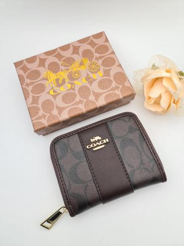 بوك كوتش بوك ماركة COACH