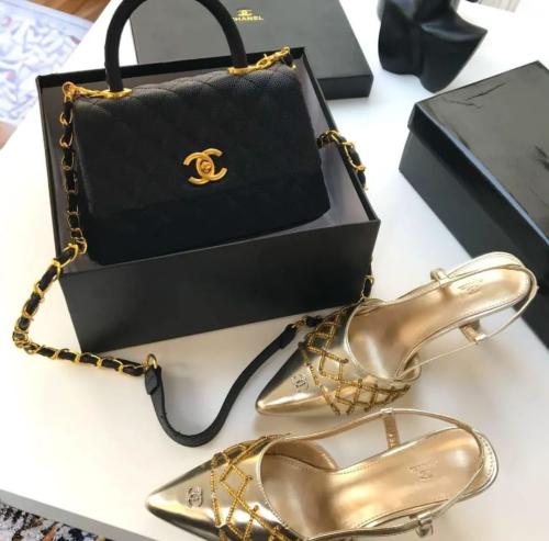 كعب وشنطه شانل كعب وشنط CHANEL مع توابع الماركة