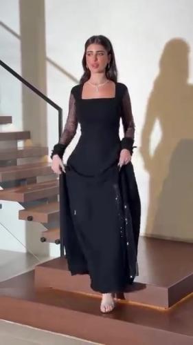 فساتين سهرة باربي مع تدخيلة ترتر سهره