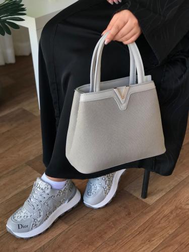 بكس شوزات وشنط ماركة لويس فيتون LUIS VINTON مع توابع الماركة