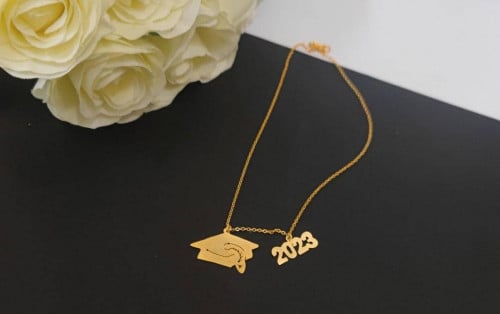 سلسال تخرج بتصميم  حسب الطلب