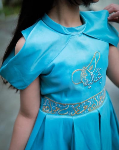 فستان شالكي بالاسم مع ربطة فساتين وازياء رمضان