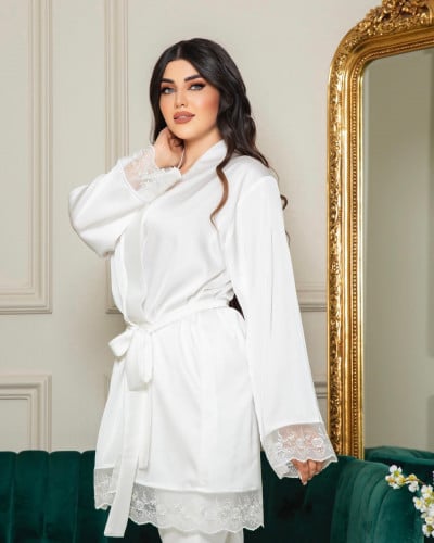 روب عروس بالاسم حسب الطلب