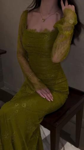 فستان سهرة دانتيل مع تفته ستريتش مع فصوص