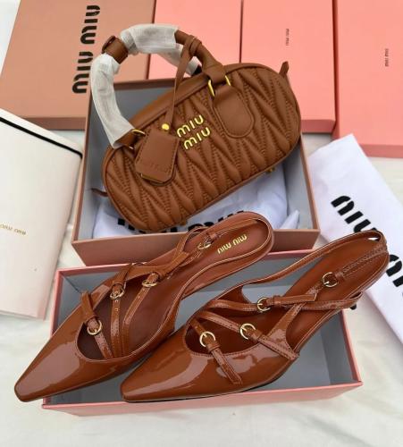 كعب وشنطه ميو ميو كعب وشنط MIU MIU مع توابع الماركة