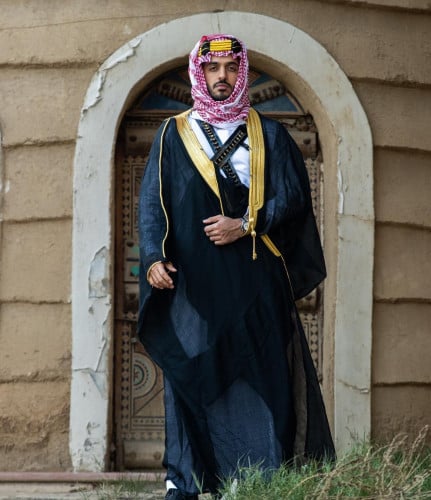 بشت عريس رجالي
