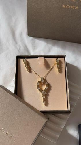 سلسال مع حلق ماركة  نسائي مع توابع الماركة