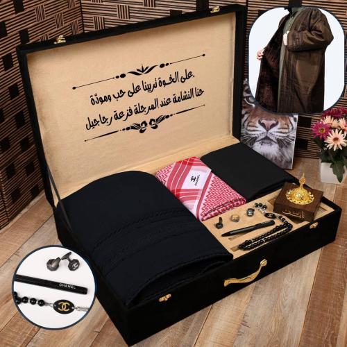 طقم رجالي شتوي قماش ماركة شنل