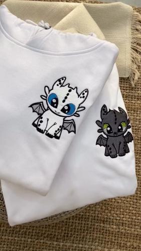 بلوفر شتوي بلوفرات شتوية مع ستيكرات من اختيارك