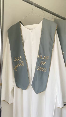 عبايه تخرج 2023 تفصيل حسب الطلب