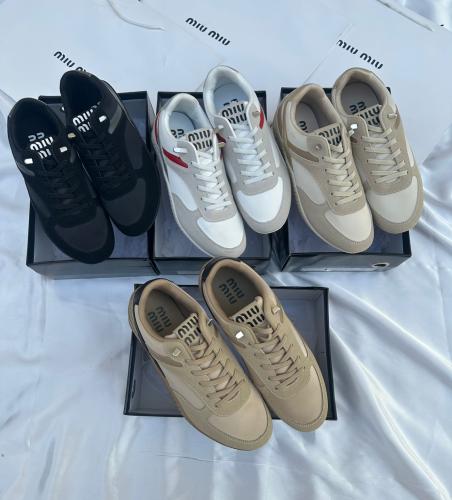 شوز ميو ميو شوزات ماركة MIO MIO مع توابع الماركة