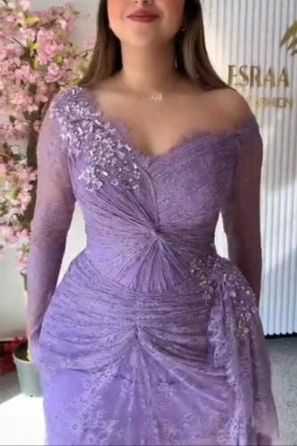 فستان سهرة قماش دانتيل مع تفته