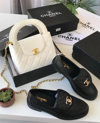 شوز وشنطه شنل شوزات وشنط CHANEL مع توابع الماركة