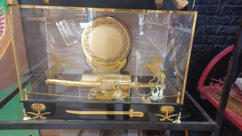 دروع تخرج وشكر وتقدير ودروع تهنئة بتصميم حسب الطلب