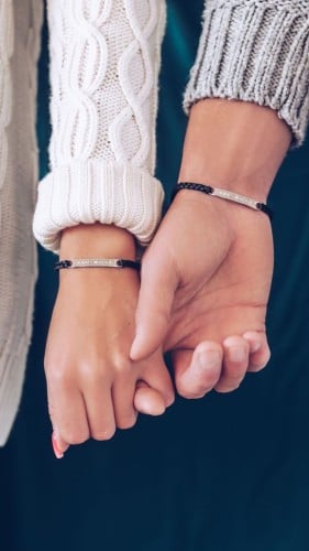 اساور رجالي نسائي حسب الطلب