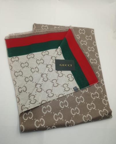 سكارف ماركة قوتشي GUCCI  مع توابع الماركة