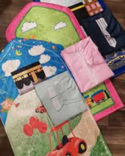 بكس وشراشف ومصحف وسجاد صلاة بناتي طقم صلاه بوكس وطقم صلاة بناتي بالاسم