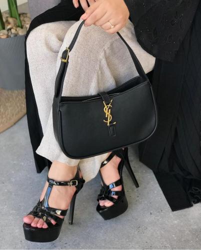 كعب وشنطه سالوران كعب وشنط  SALURANT مع توابع الماركة وشنط FENDI مع توابع الماركة