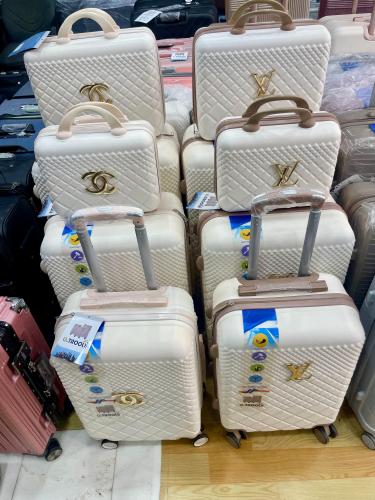 شنط سفر ماركة