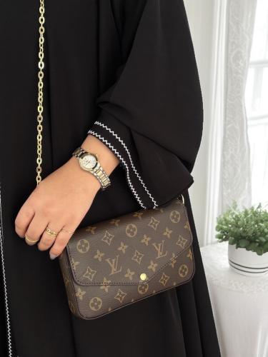 شنط لويس فيتون شنطه  LUIS VINTON مع توابع الماركة