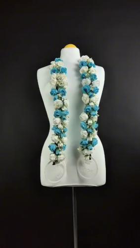 عقد تخرج مع ورد بالاسم بتصميم حسب الطلب 2025