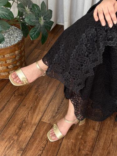 كعب قوتشي ماركة GUCCI مع توابع الماركة