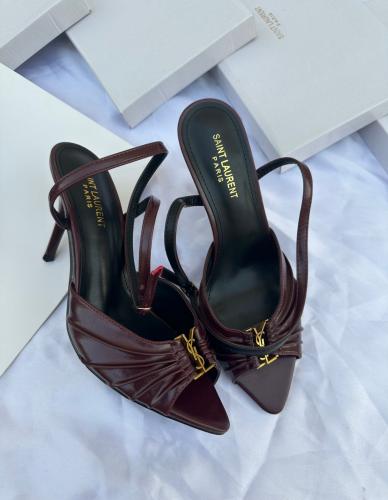 كعب سانلورانت كعب ماركة  SAINT LAURENT مع توابع الماركة