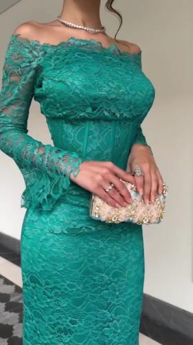 فساتين مناسبات قماش دانتيل