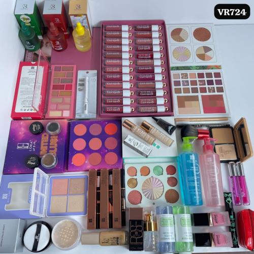 بكس وطقم مكياج كامل