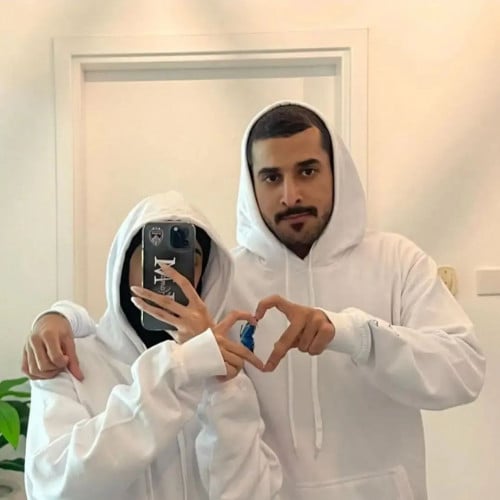 هودي شتوي بتطريز الاسم والشكل والصور حسب الطلب