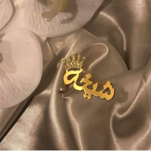 بروش التاج مع الزركون بتصميم حسب الطلب