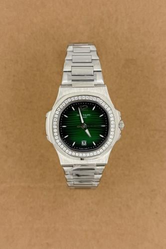 ساعه باتك فليب نسائيه