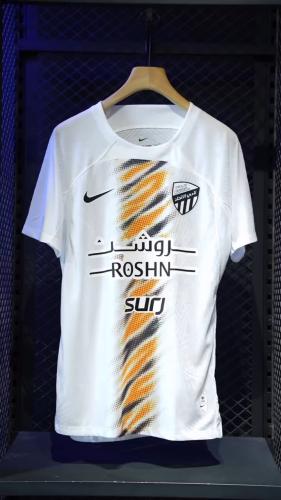تيشرت الاتحاد الابيض