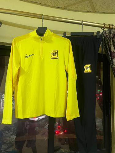طقم الاتحاد تمارين الجديد مقاس رجالي ولادي شبابي م...