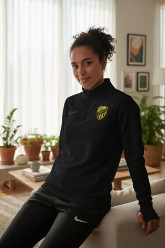 سويتر نادي العميد