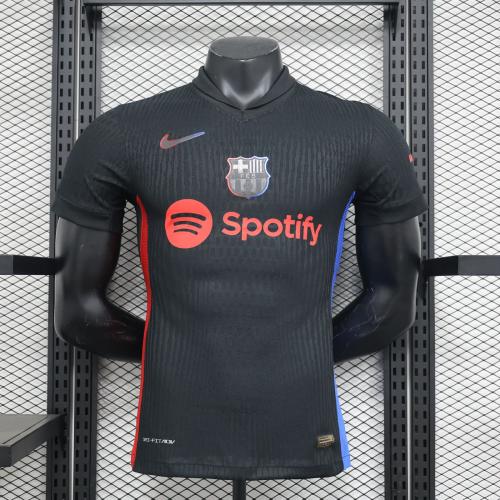 تيشيرت برشلونا 2025 الاحتياطي