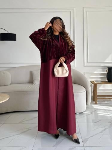 رقم العبايه 655 / القماش كريب مع مخمل / القصه نص ك...