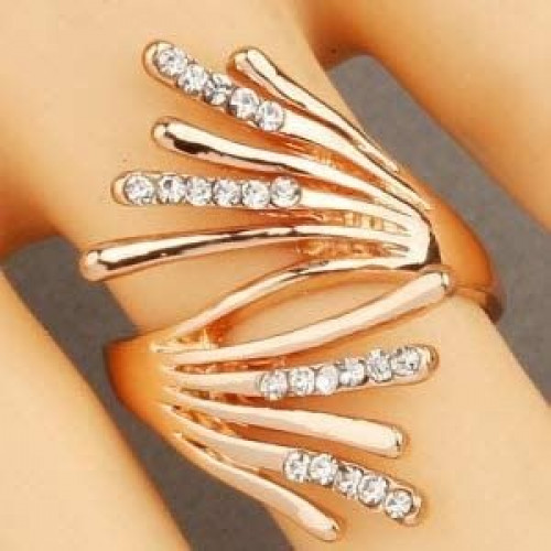 خاتم نسائي مطلي بالذهب مقاس 7 أمريكي RING GOLD PLATED SIZE 7