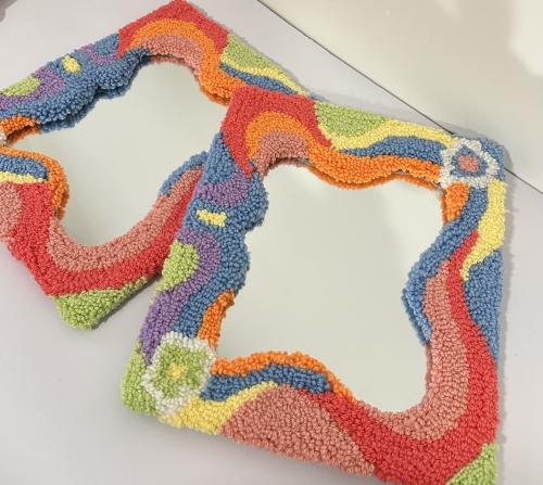 Micro rainbow flower wavy mirror