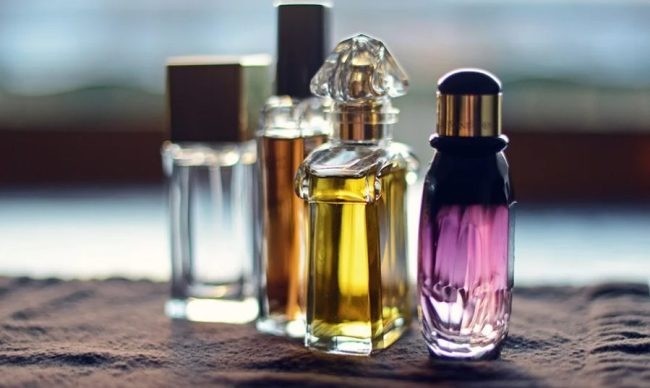 ثبات العطر | طرق لجعل العطر ثابتا لفترة أطول