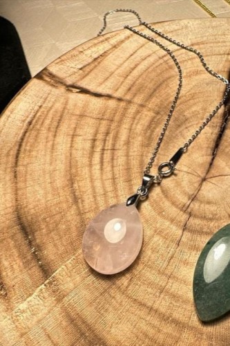 قلادة روز كوارتز دمعة Drop Rose Quartz