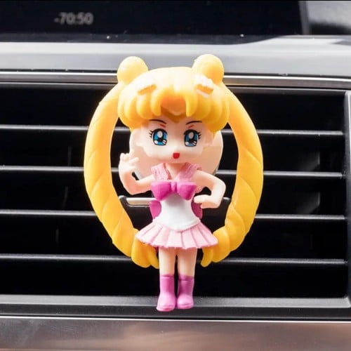 فواحة سيارة بشكل عروسة