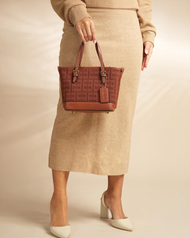Women's bag in brown