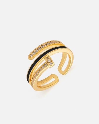 Elegant women's ring in gold color