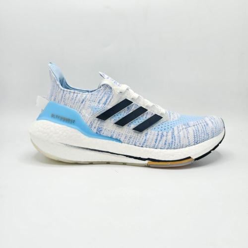 حذاء الترا بوست adidas
